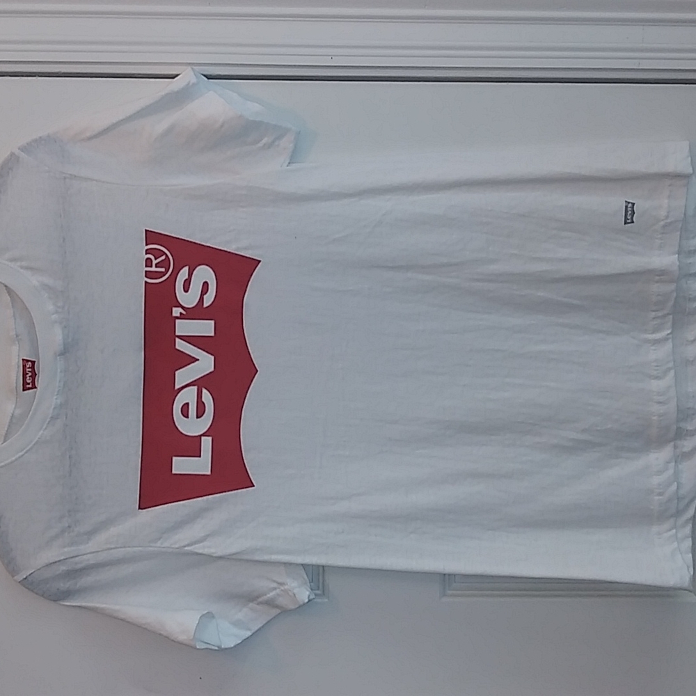 Levi's
